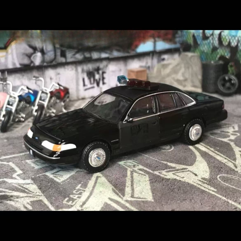 Greenlight 1:64 1992 Ford cour - Kids Toys Victoria avis et prix